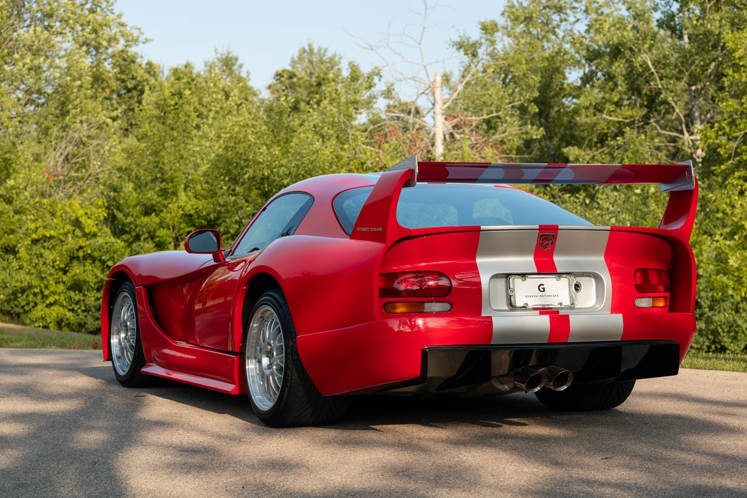 2001 Dodge Viper GTS 2nd Gen - Image 21 of 31