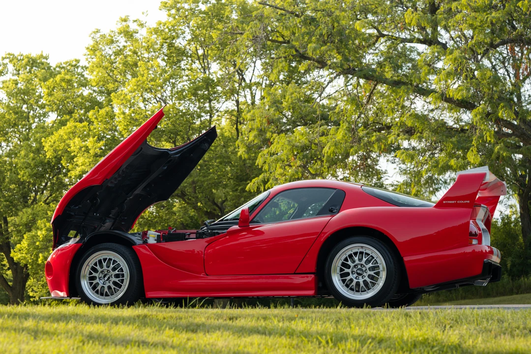 2001 Dodge Viper GTS 2nd Gen - Image 31 of 31