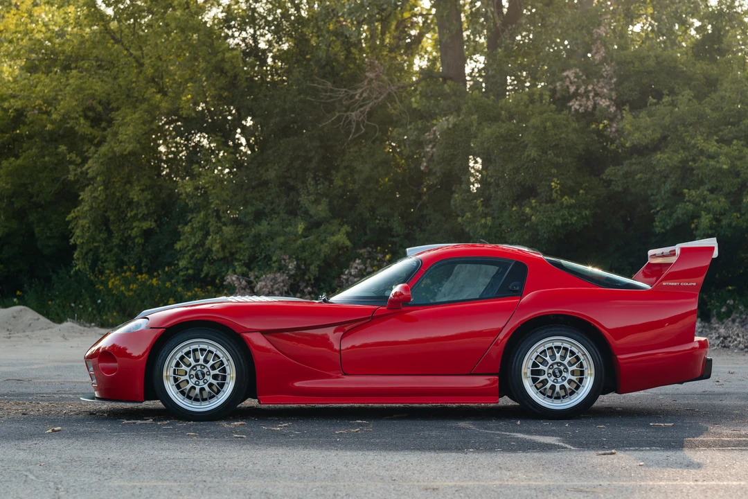 2001 Dodge Viper GTS 2nd Gen - Image 28 of 31