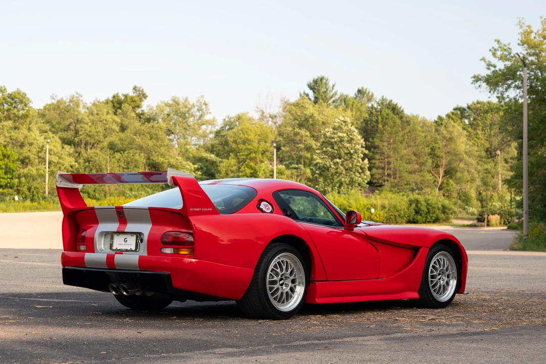 2001 Dodge Viper GTS 2nd Gen - Image 15 of 31