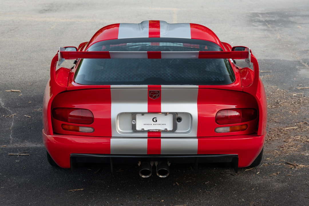 2001 Dodge Viper GTS 2nd Gen - Image 19 of 31