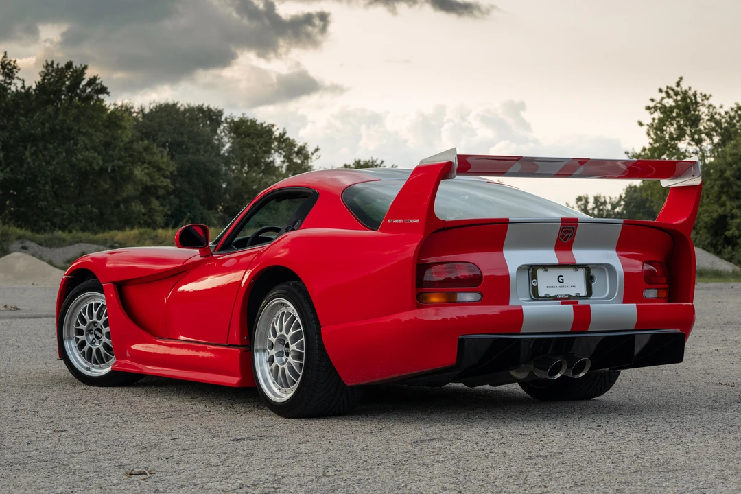 2001 Dodge Viper GTS 2nd Gen - Image 22 of 31