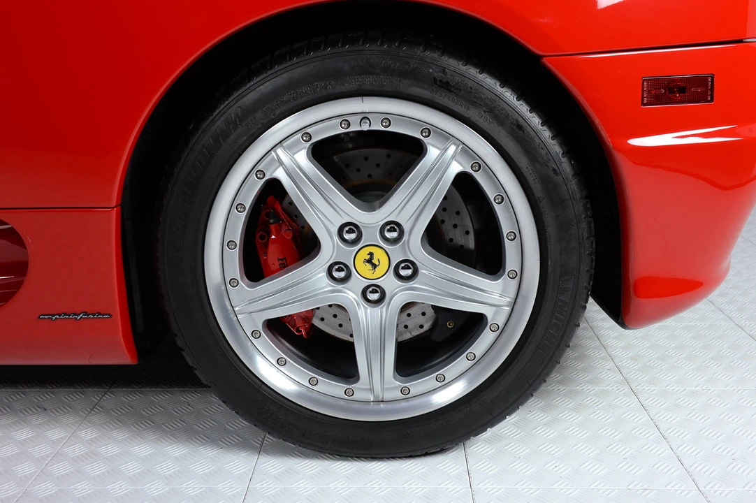 2004 Ferrari 360 Spider - Image 25 of 31