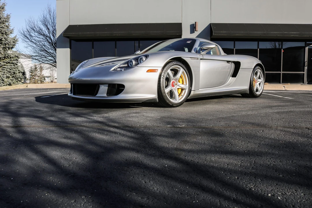 2005 Porsche Carrera GT - Image 6 of 31