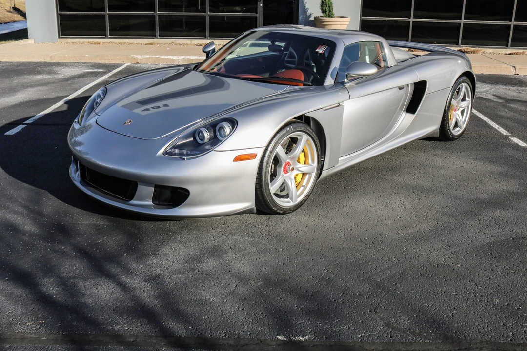 2005 Porsche Carrera GT - Image 5 of 31