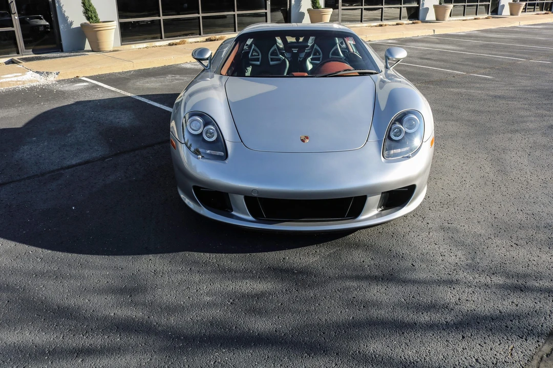 2005 Porsche Carrera GT - Image 26 of 31