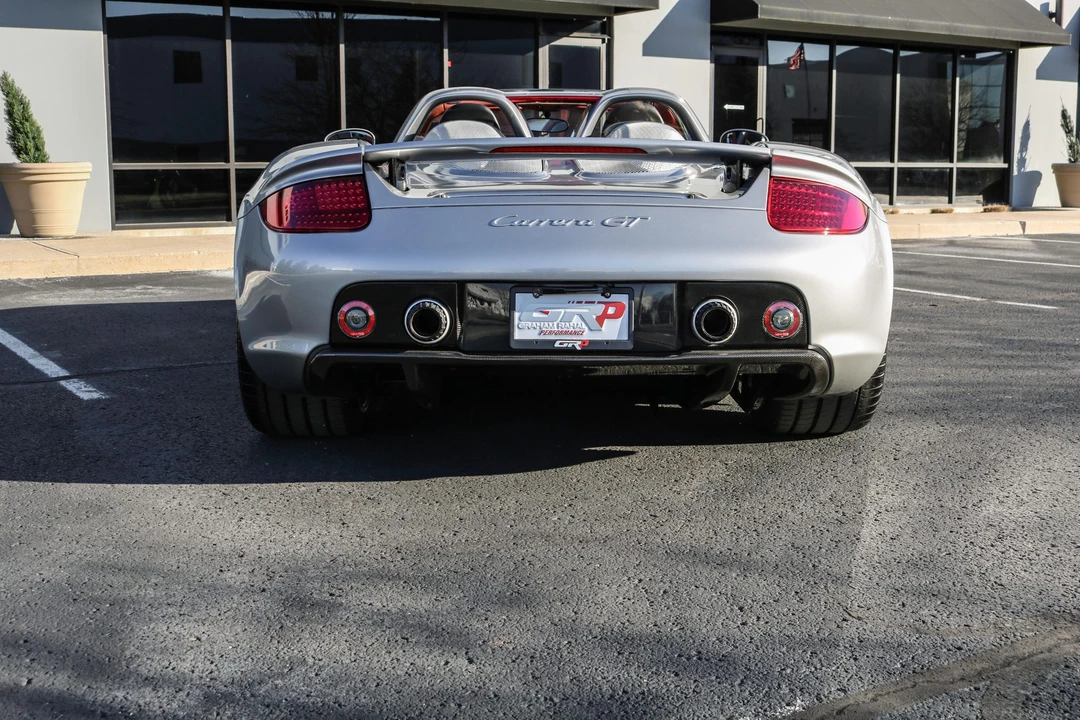 2005 Porsche Carrera GT - Image 16 of 31