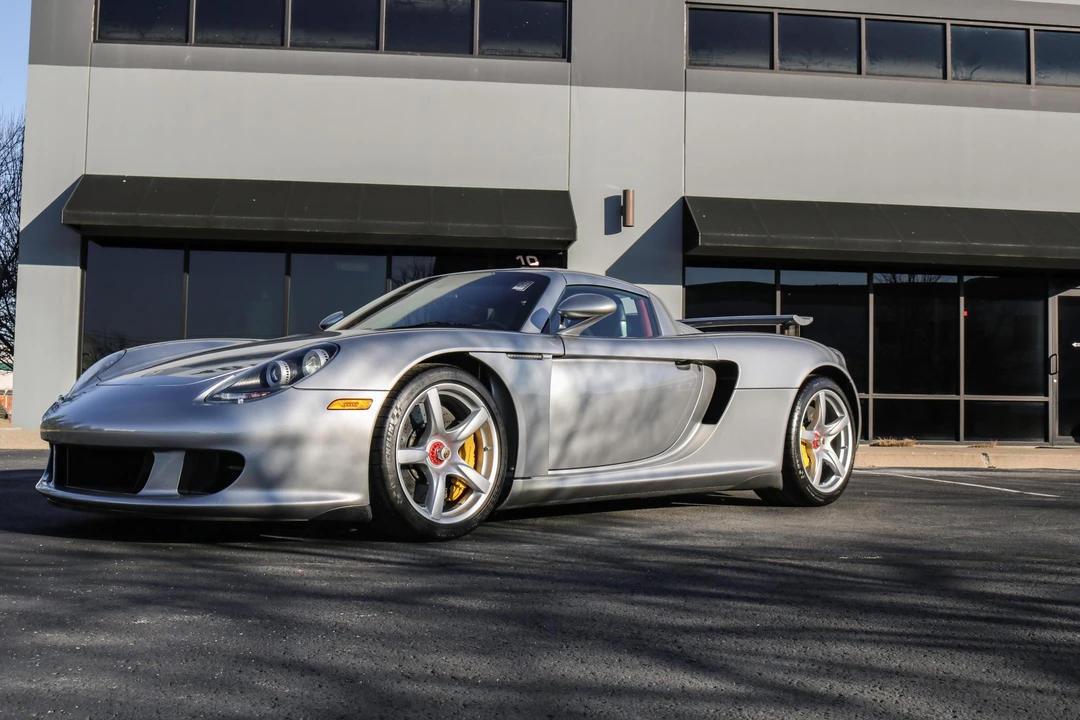 2005 Porsche Carrera GT - Image 7 of 31