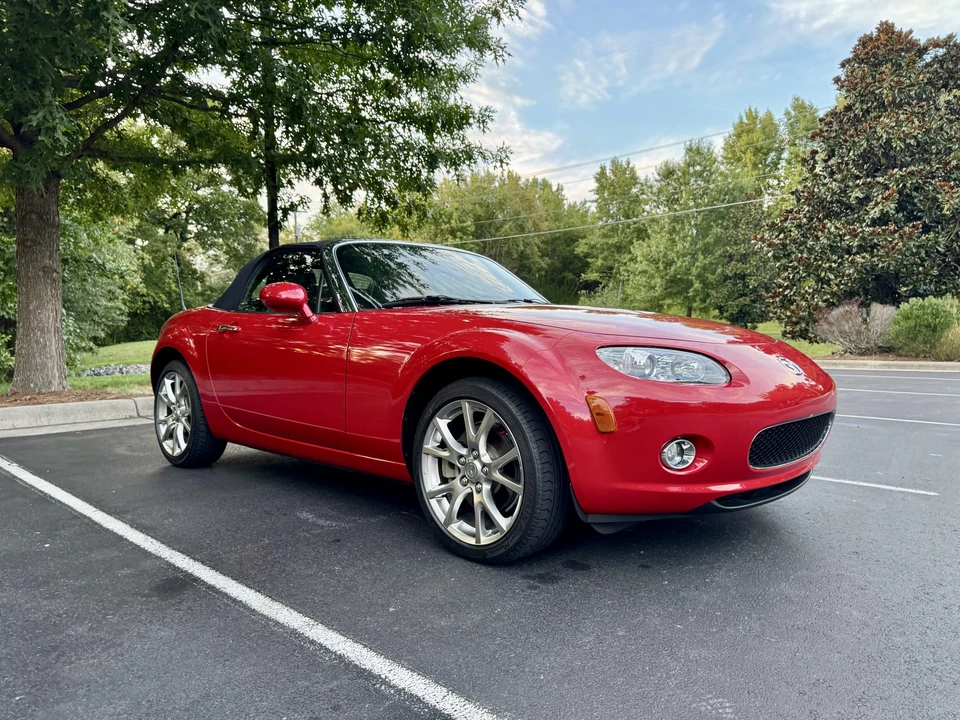 2006 Mazda NC MX-5 Miata - Image 28 of 31