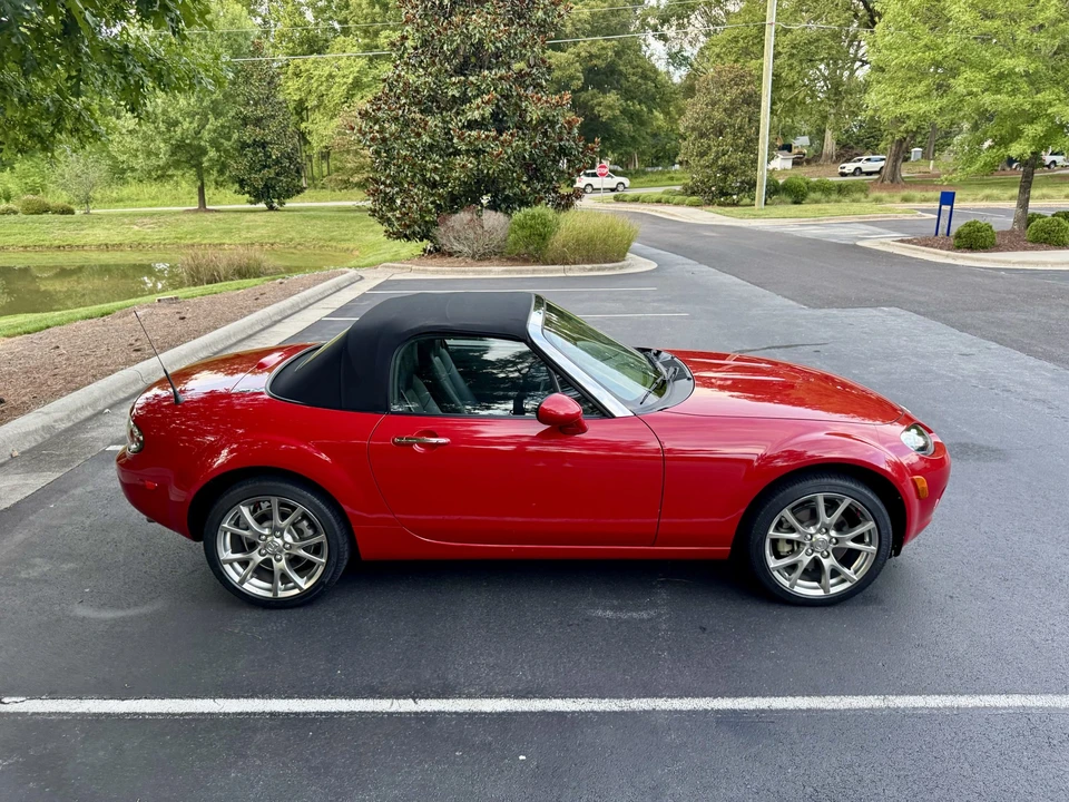 2006 Mazda NC MX-5 Miata - Image 31 of 31