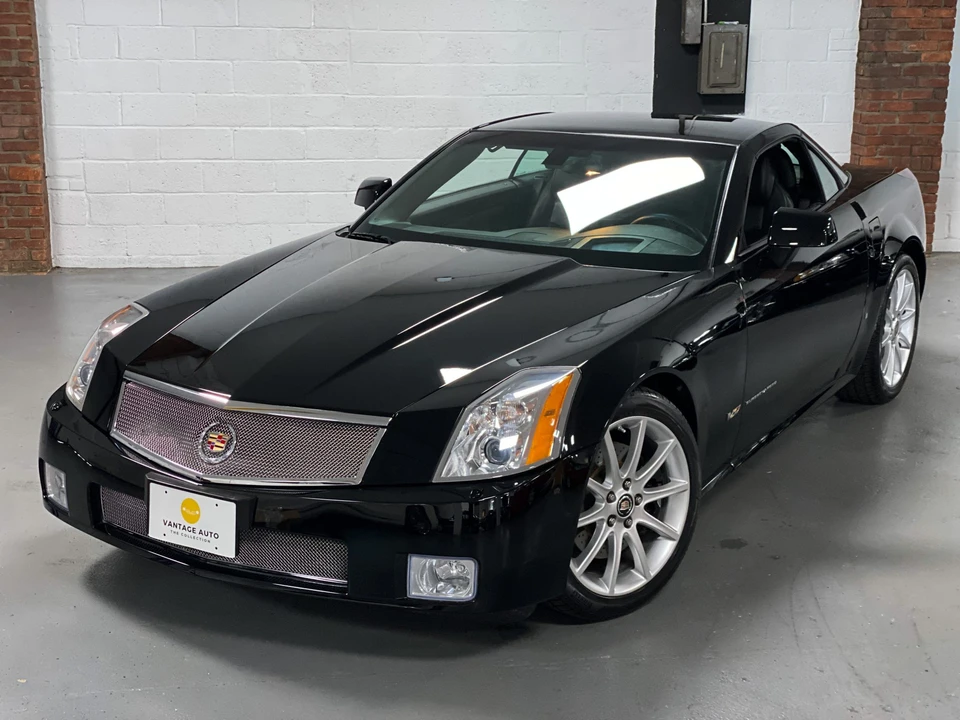 2007 Cadillac XLR-V - Image 14 of 31