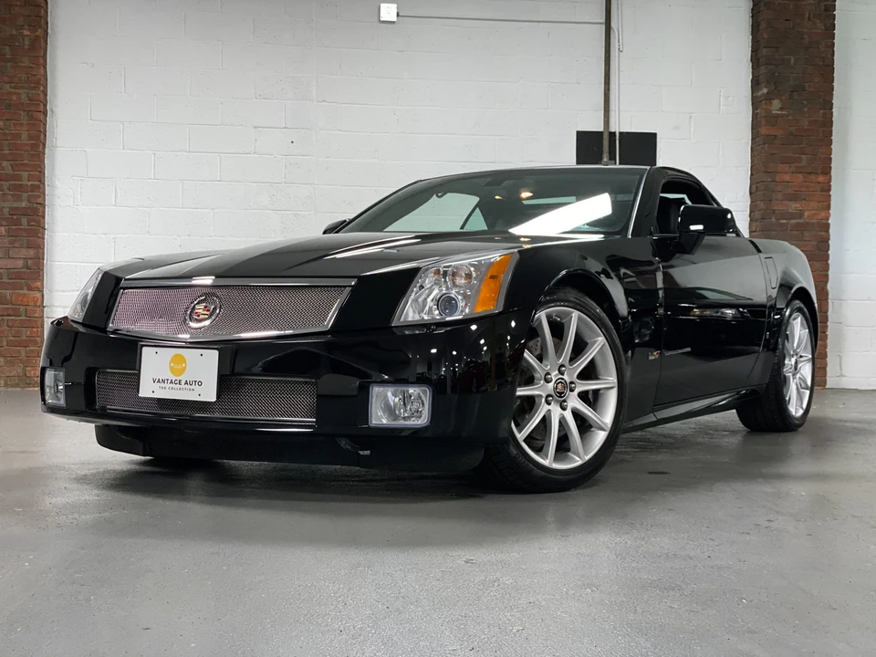 2007 Cadillac XLR-V - Image 15 of 31