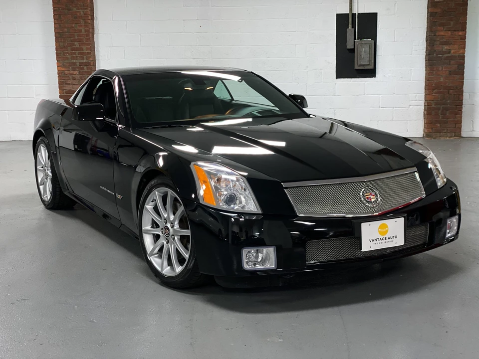 2007 Cadillac XLR-V - Image 11 of 31