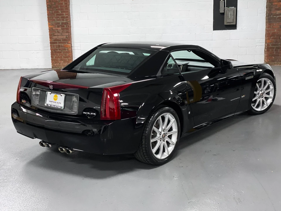 2007 Cadillac XLR-V - Image 9 of 31