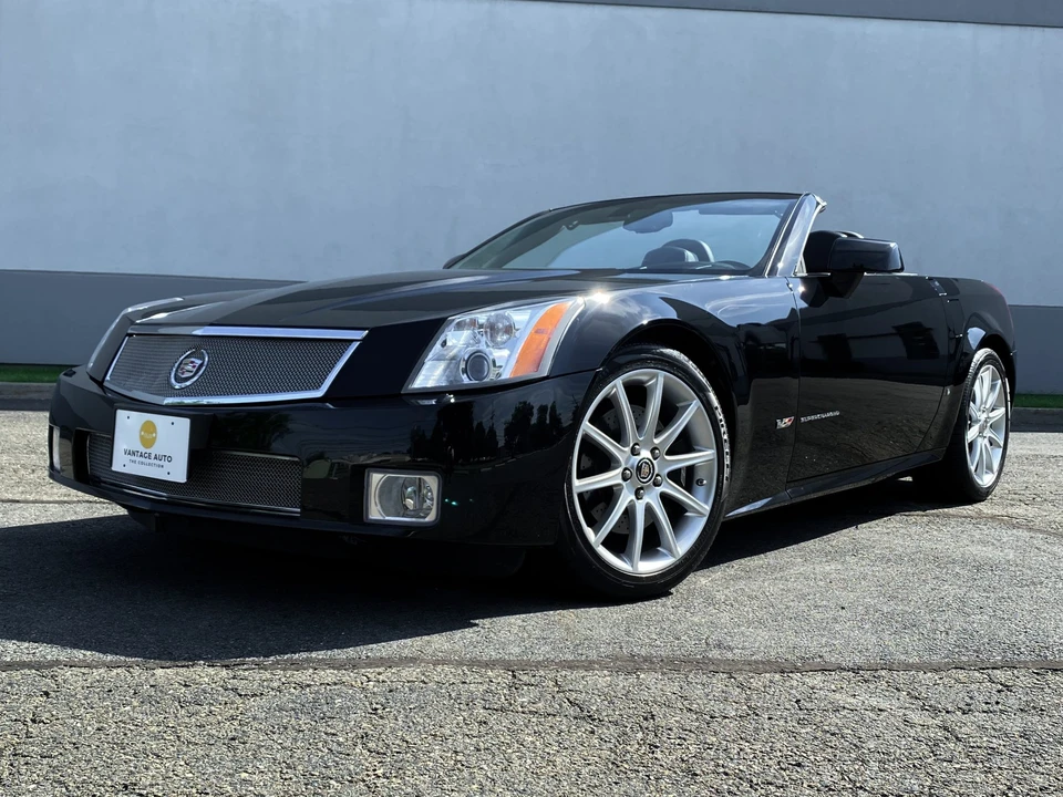 2007 Cadillac XLR-V - Image 16 of 31