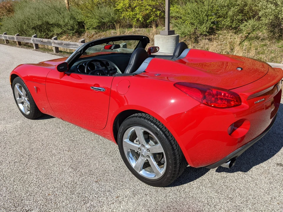 2007 Pontiac Solstice GXP - Image 4 of 31