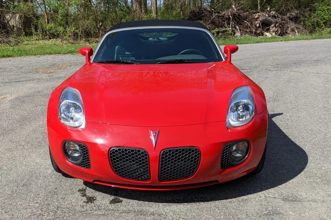 2007 Pontiac Solstice GXP - Image 14 of 31