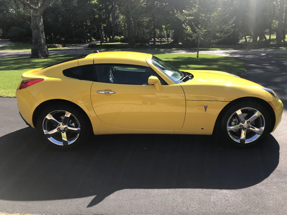 2009 Pontiac Solstice GXP - Image 9 of 31