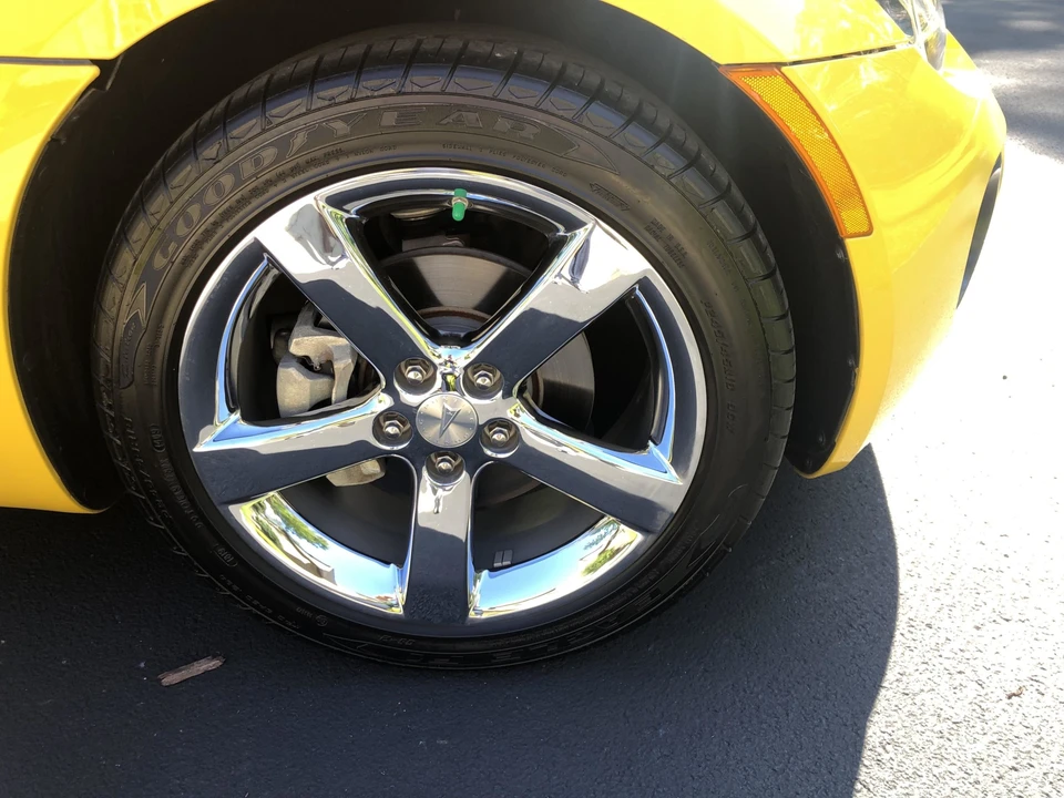 2009 Pontiac Solstice GXP - Image 18 of 31