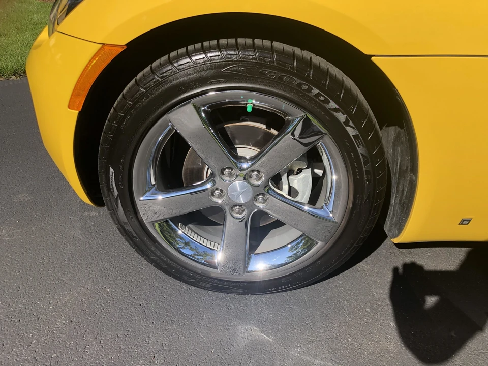 2009 Pontiac Solstice GXP - Image 19 of 31