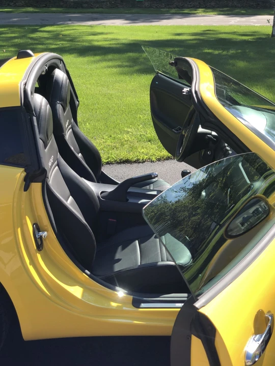 2009 Pontiac Solstice GXP - Image 29 of 31