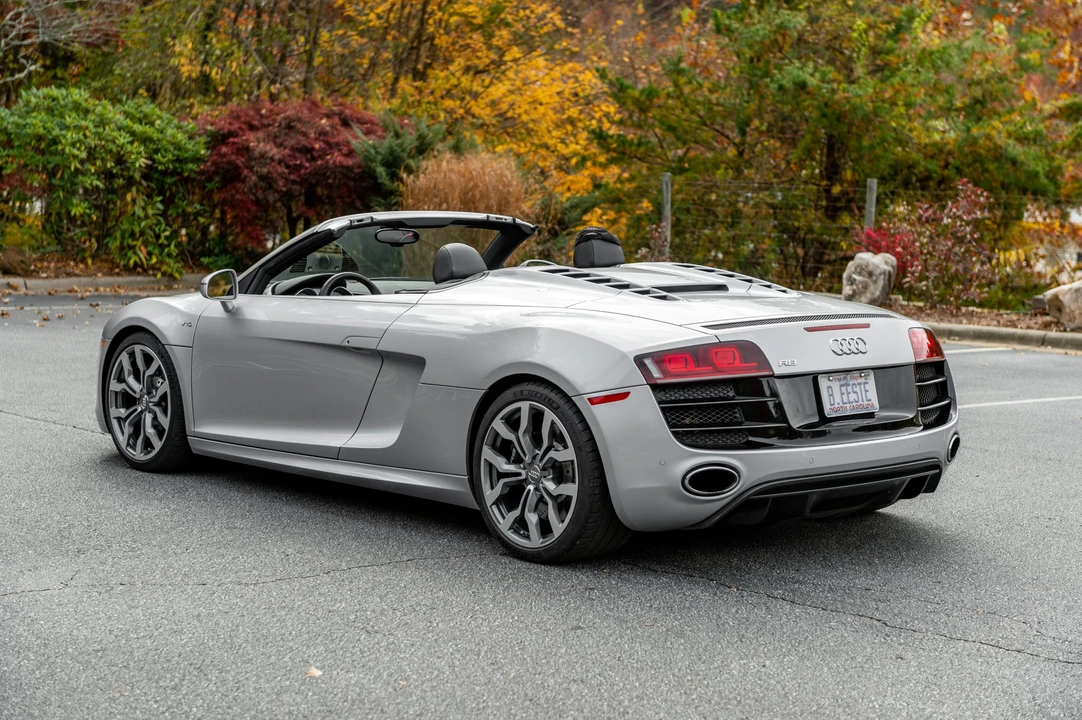 2012 Audi 42 R8 - Image 16 of 31