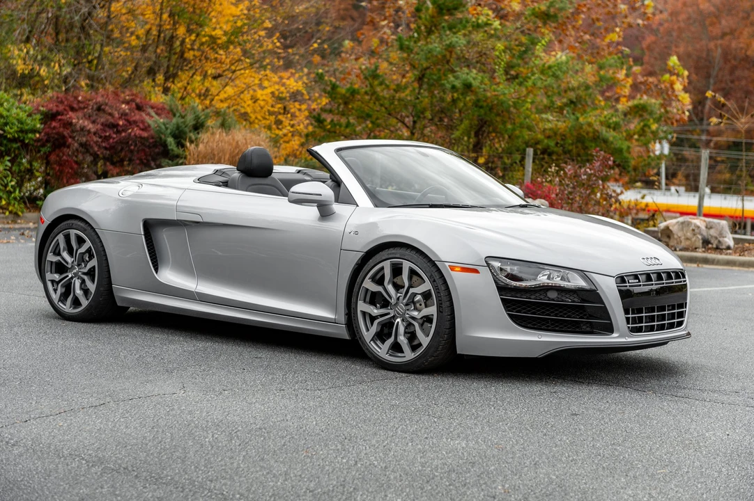 2012 Audi 42 R8 - Image 12 of 31