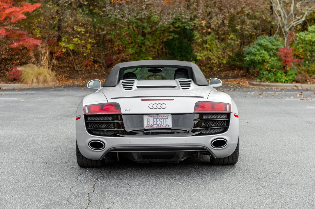 2012 Audi 42 R8 - Image 7 of 31