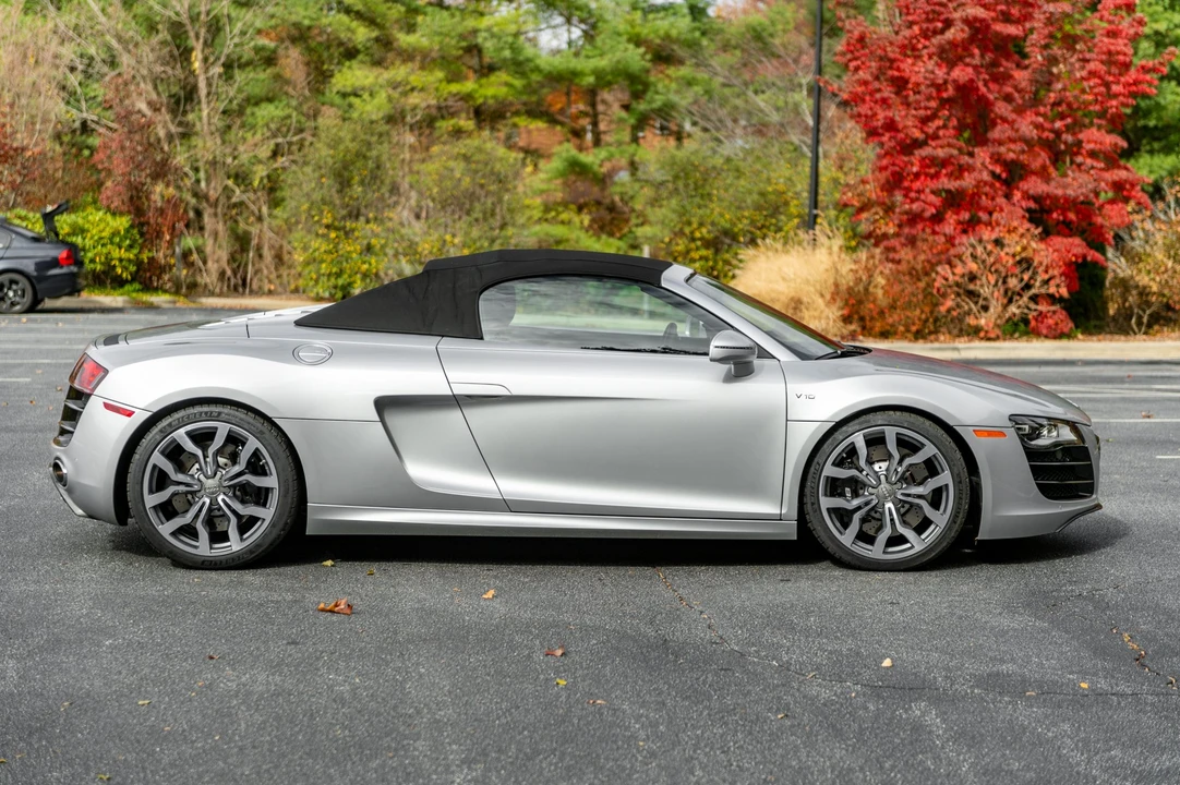 2012 Audi 42 R8 - Image 5 of 31