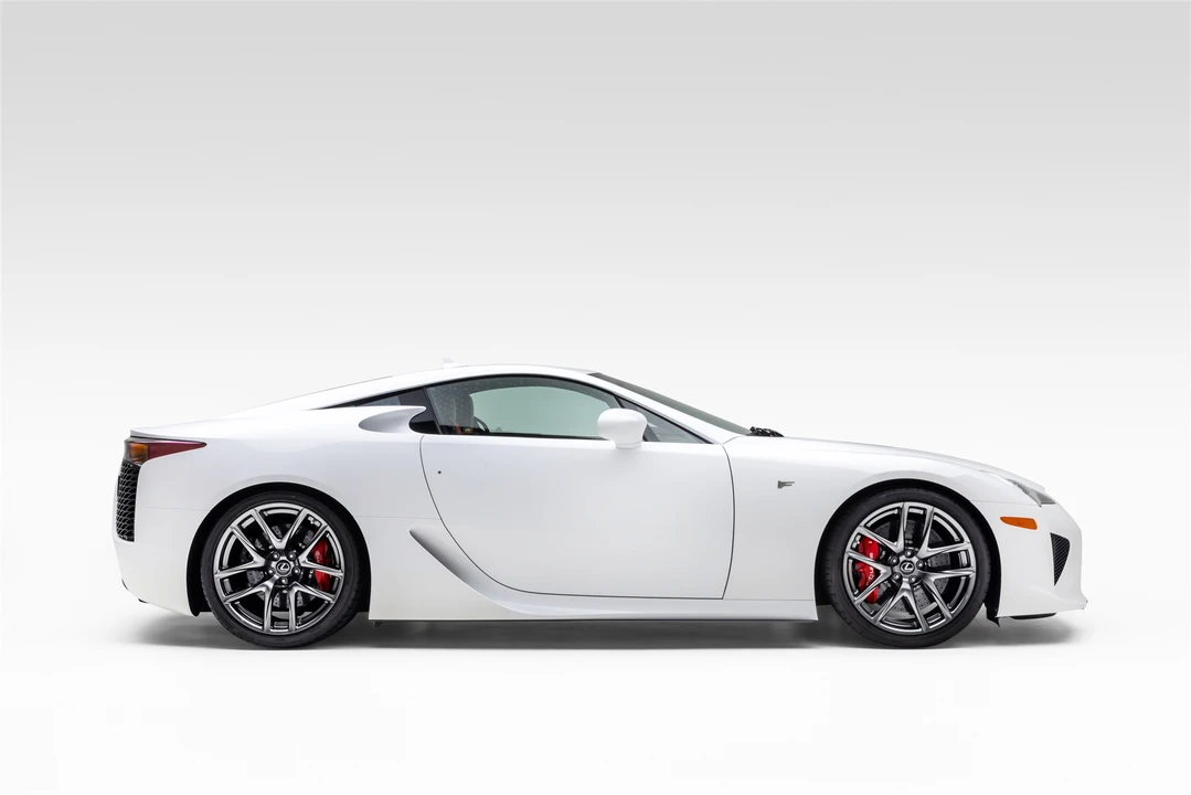 2012 Lexus LFA - Image 17 of 31
