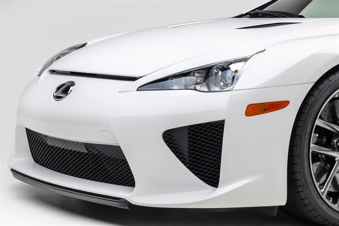 2012 Lexus LFA - Image 22 of 31
