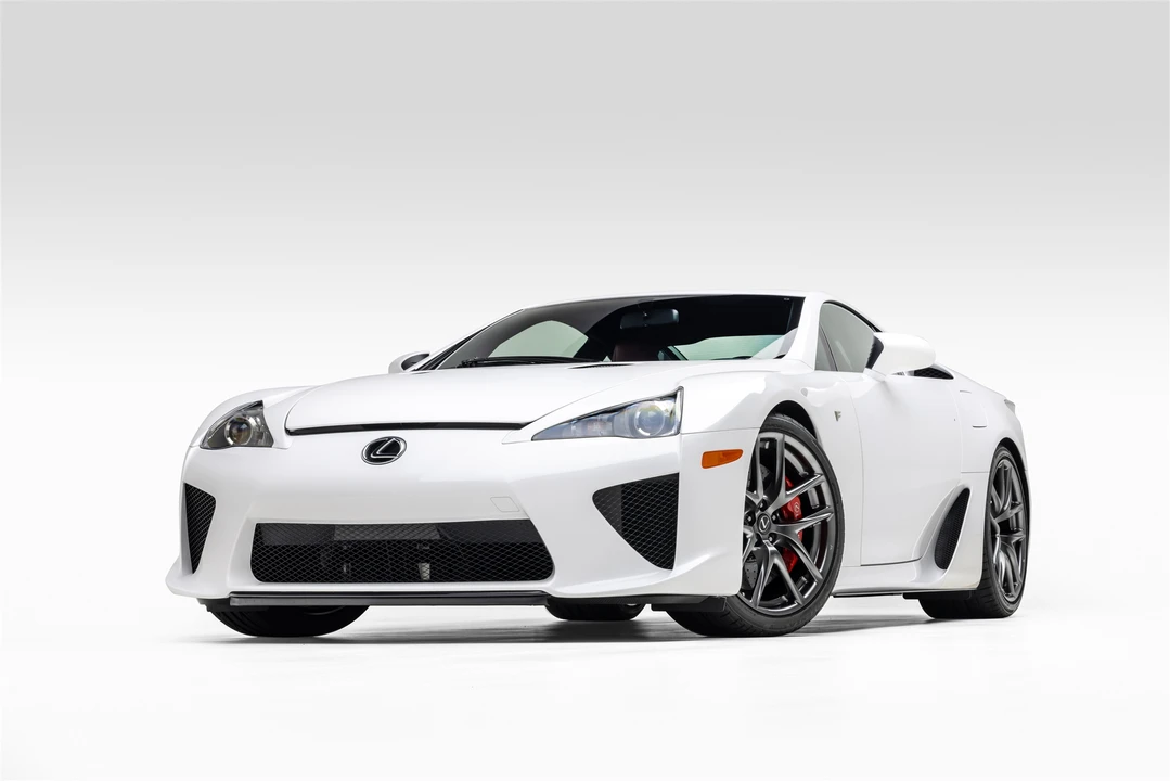 2012 Lexus LFA - Image 2 of 31