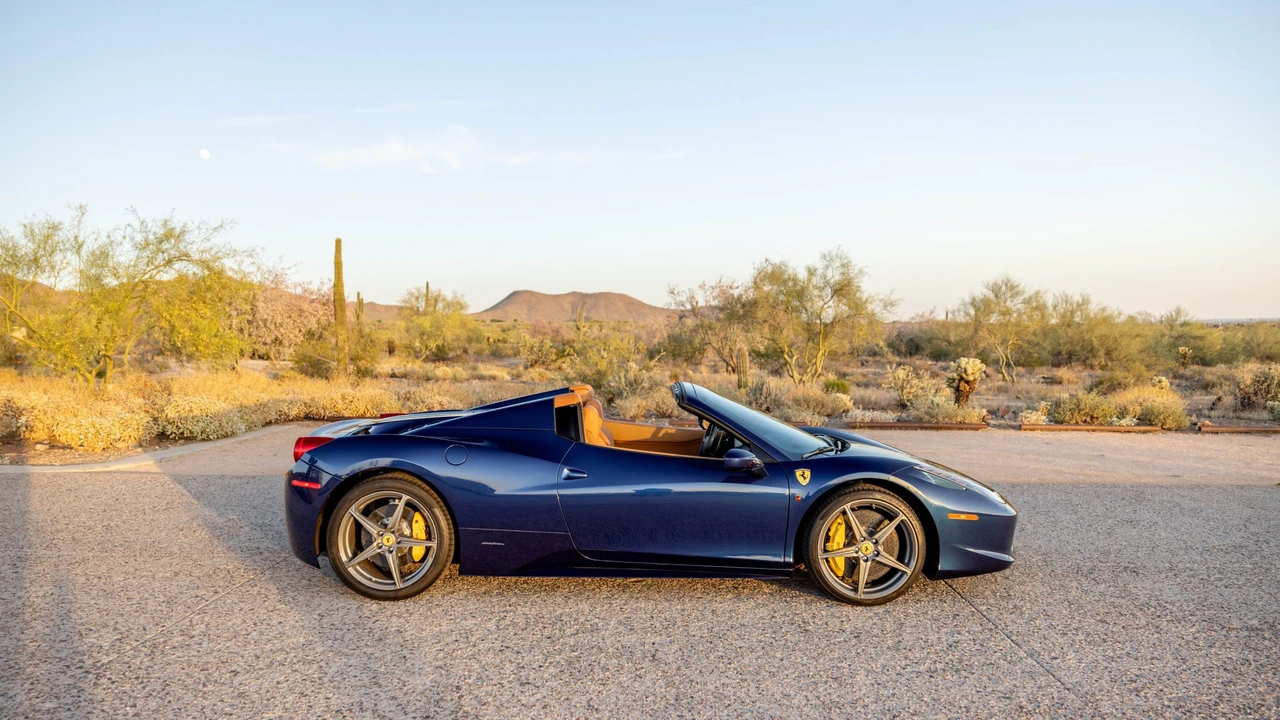 2014 Ferrari 458 Spider - Image 26 of 31