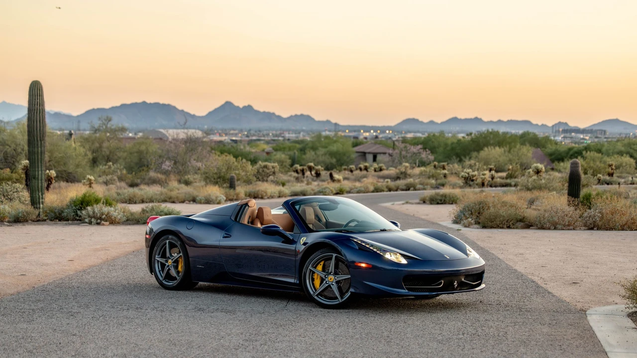 2014 Ferrari 458 Spider - Image 16 of 31
