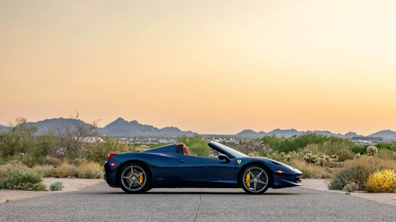 2014 Ferrari 458 Spider - Image 23 of 31