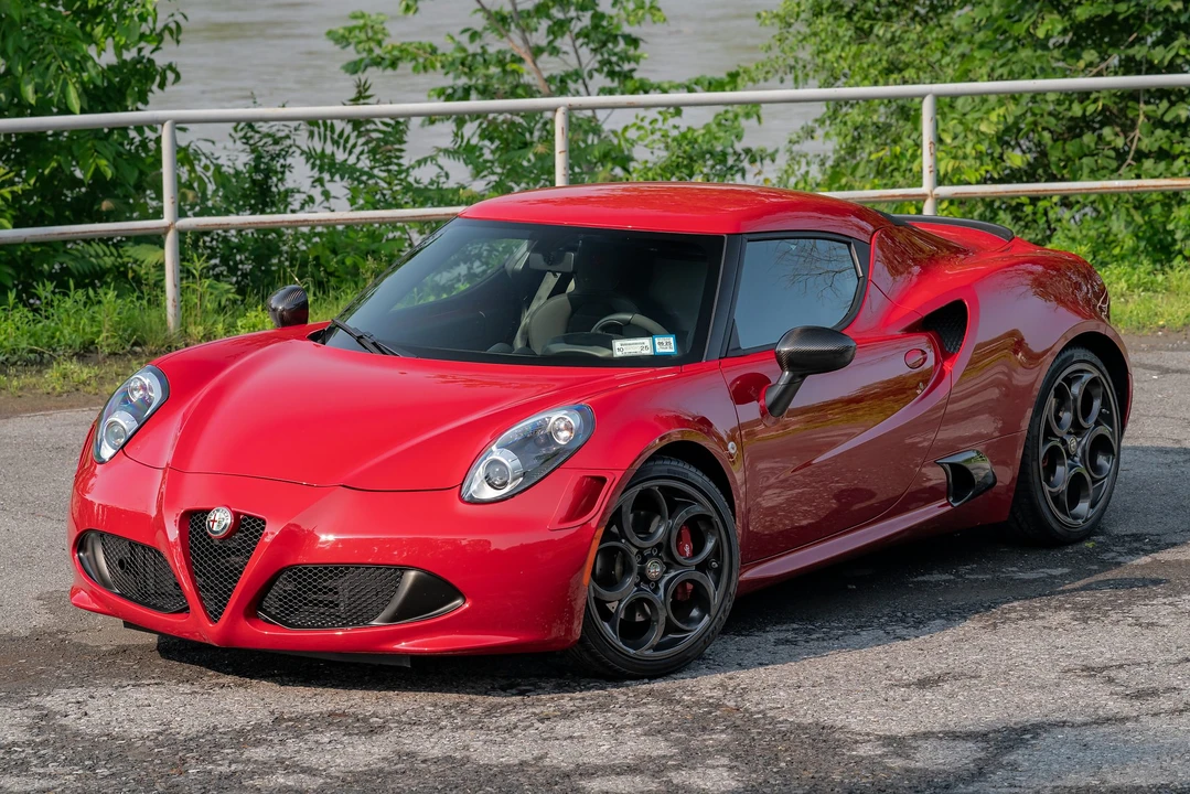 2015 Alfa Romeo 4C Coupe - Image 4 of 31