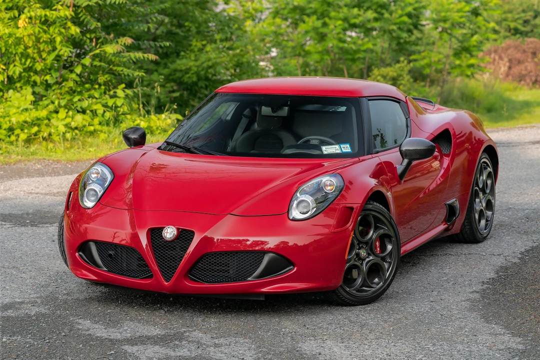 2015 Alfa Romeo 4C Coupe - Image 5 of 31