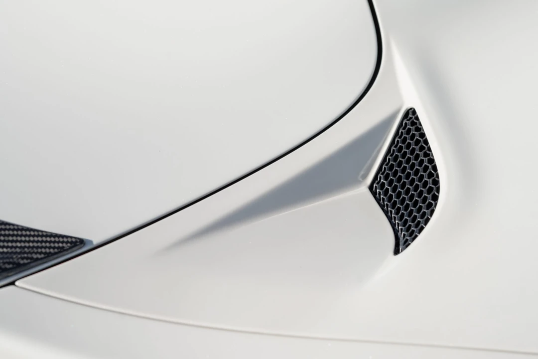 2015 Alfa Romeo 4C Coupe - Image 28 of 31