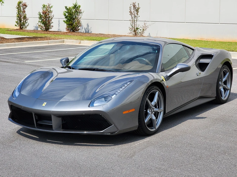 2016 Ferrari 488 GTB - Image 2 of 31