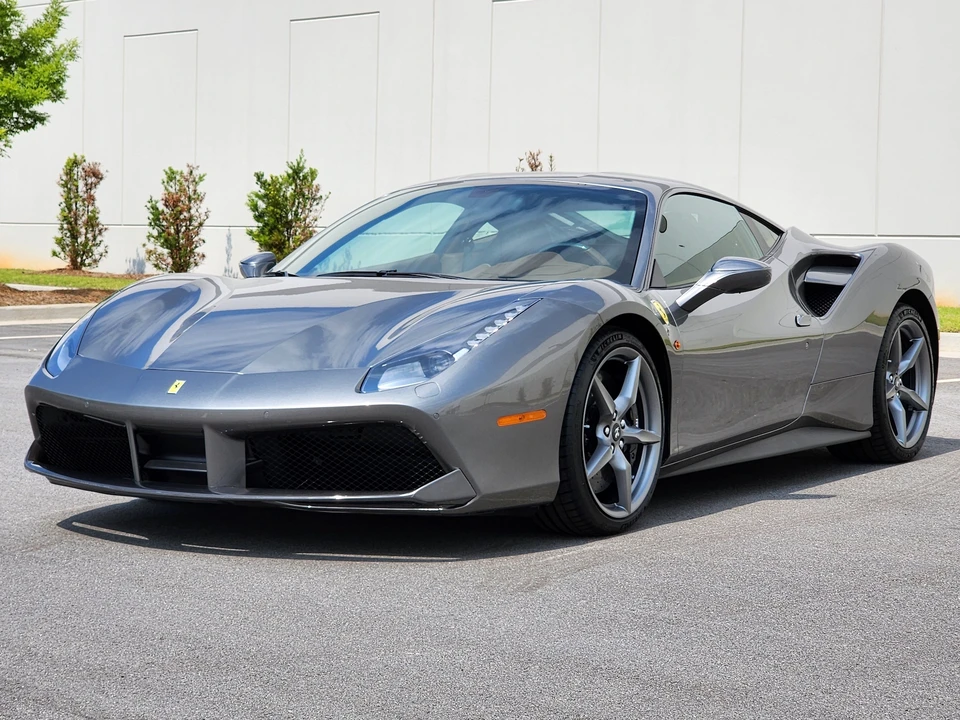 2016 Ferrari 488 GTB - Image 3 of 31