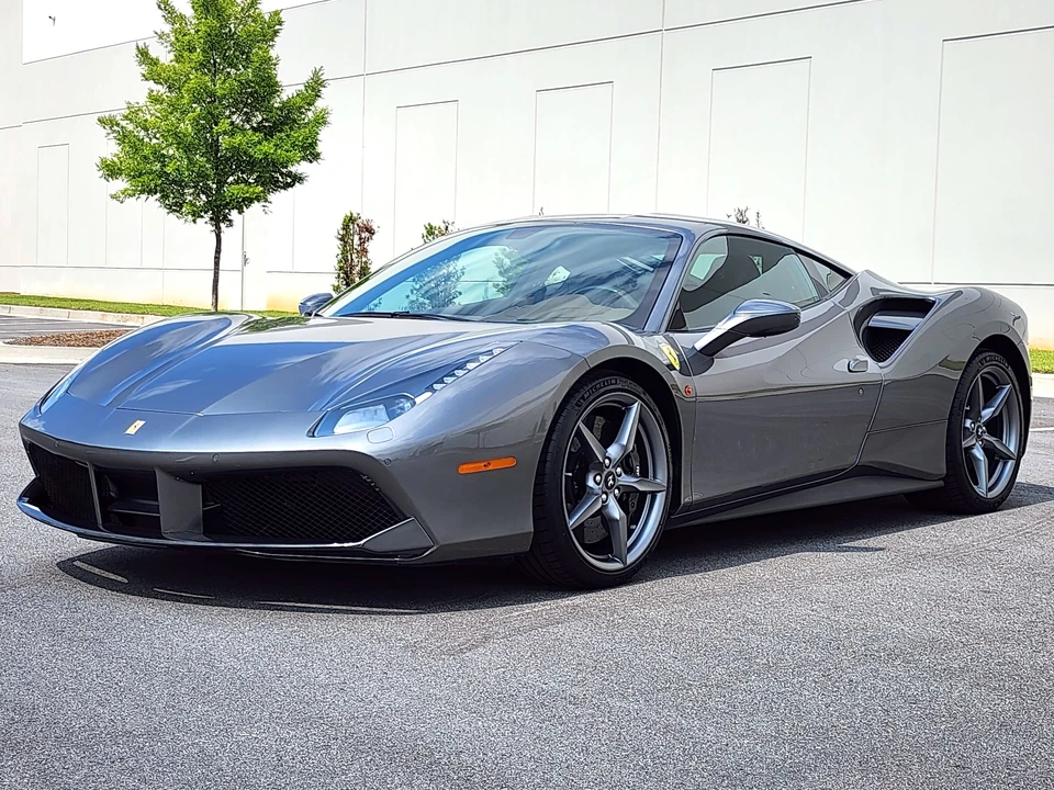 2016 Ferrari 488 GTB - Image 4 of 31