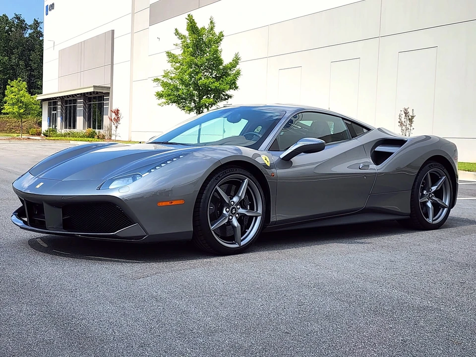 2016 Ferrari 488 GTB - Image 5 of 31