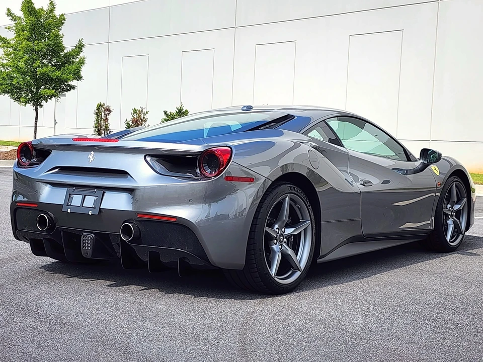 2016 Ferrari 488 GTB - Image 14 of 31