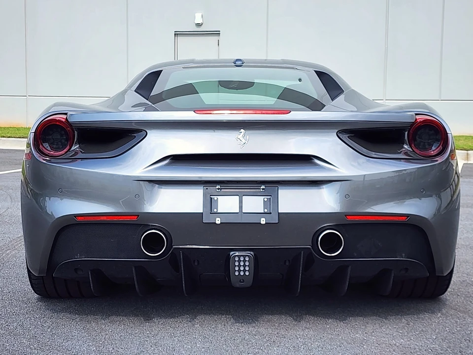 2016 Ferrari 488 GTB - Image 11 of 31