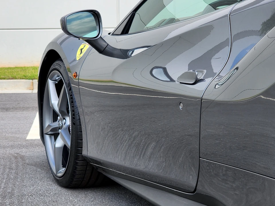 2016 Ferrari 488 GTB - Image 30 of 31