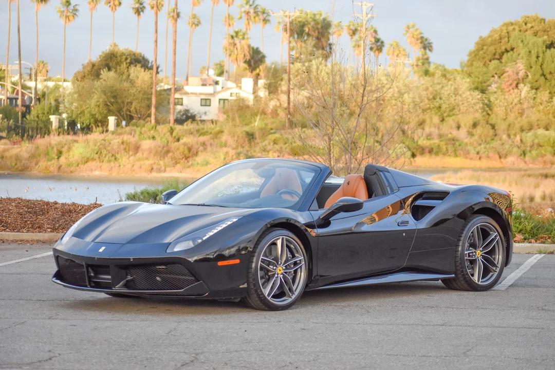 2016 Ferrari 488 Spider - Image 15 of 31
