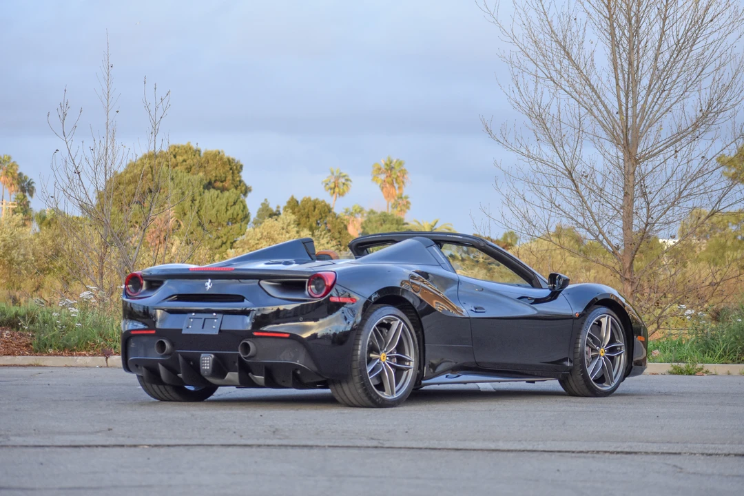 2016 Ferrari 488 Spider - Image 26 of 31