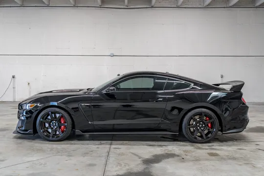 2016 Ford S550 Shelby Mustang GT350R - Image 2 of 31