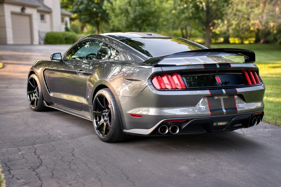 2016 Ford S550 Shelby Mustang GT350R - Image 10 of 31