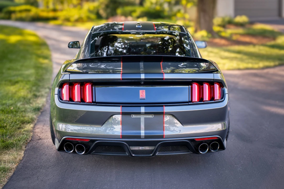 2016 Ford S550 Shelby Mustang GT350R - Image 8 of 31